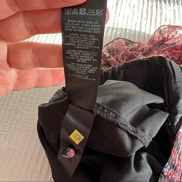 ASOS DESIGN ruffle romper  with ties in floral chiffon size 2 - Picture 14 of 14